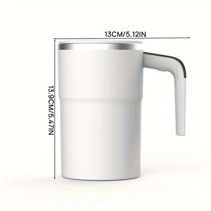 Automatic stirring cup